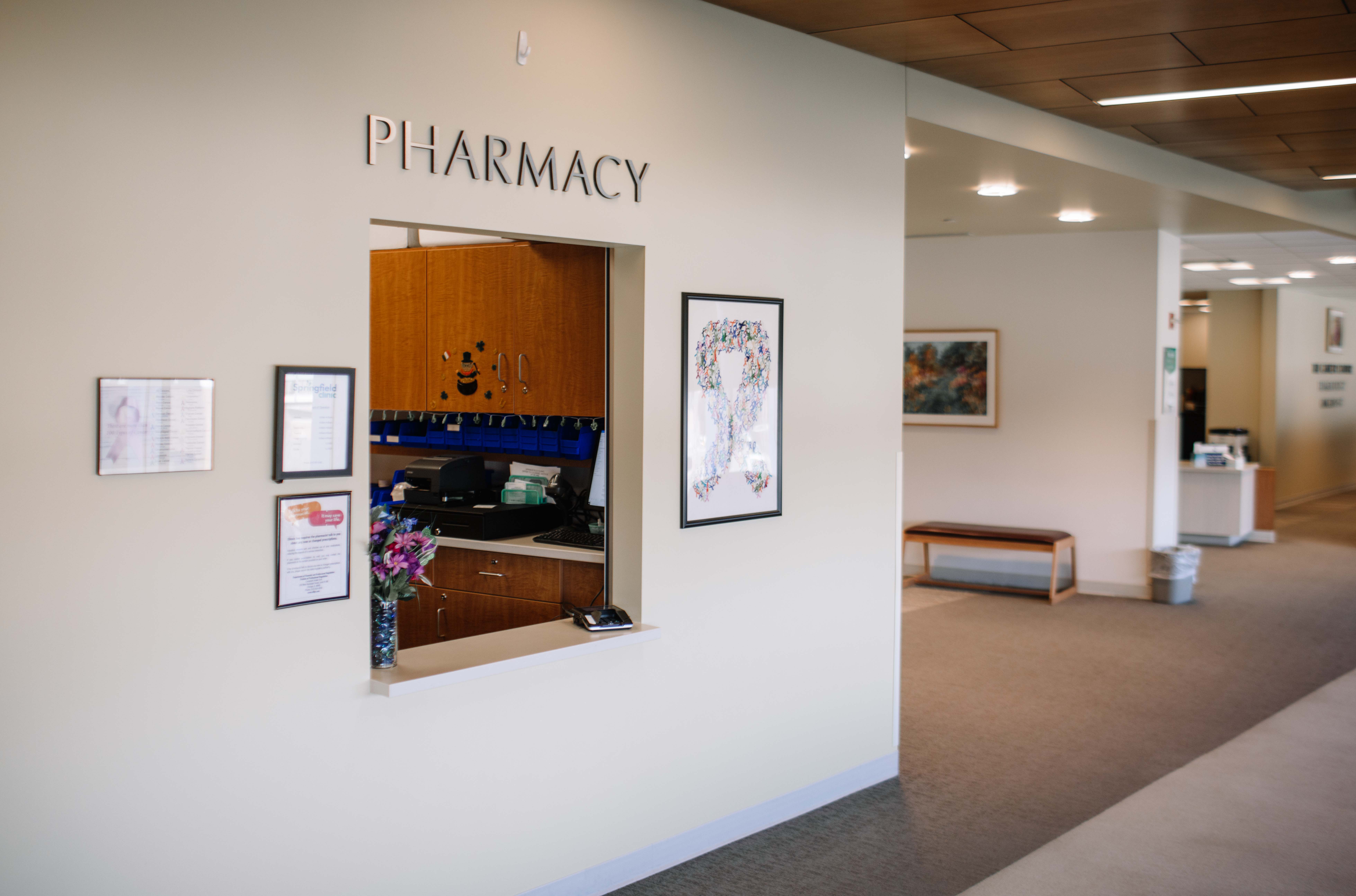 Springfield Clinic Pharmacy exterior photo.