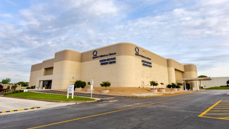 Exterior visual of Quincy Medical Group Cancer Institute.