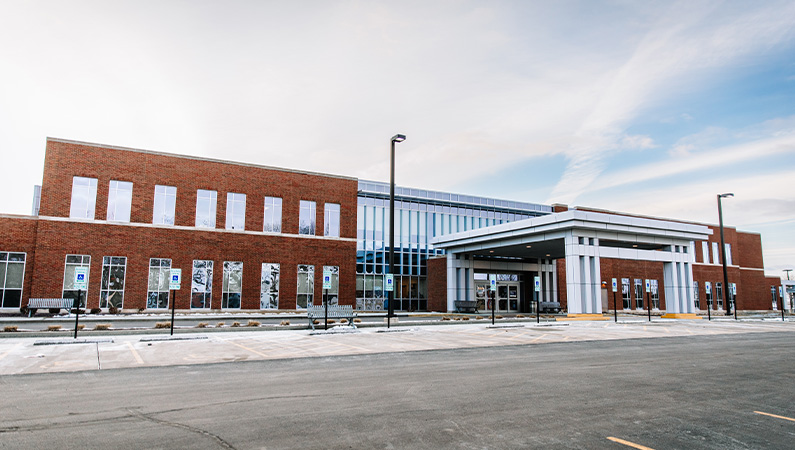External view of Springfield Clinic Jacksonville.
