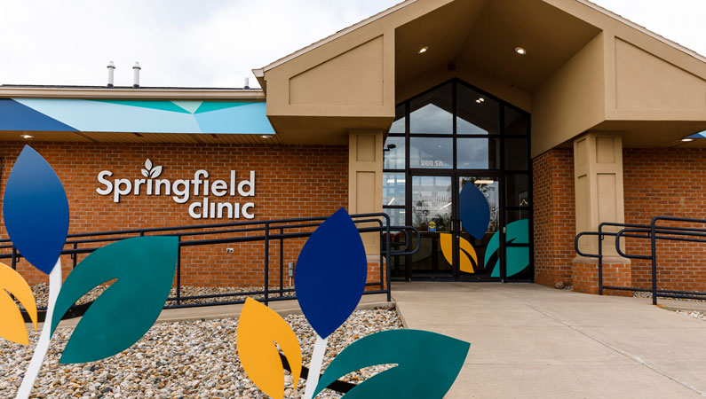 Exterior photo of Springfield Clinic Bloomington-Normal pediatric building.