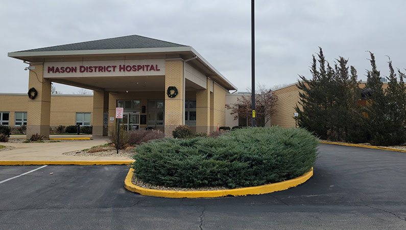 Exterior photo of Mason District Hospital in Havana, Illinois.