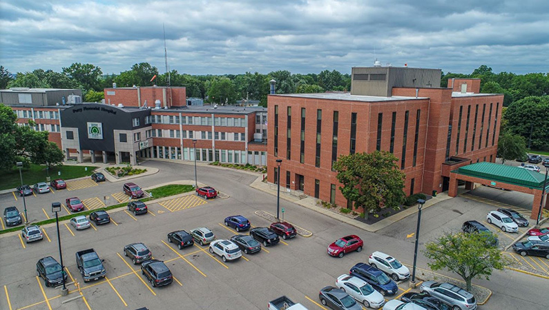 Exterior of multi-story medical hospital facility in Princeton, Illinois