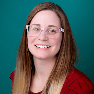 Female licensed clinical mental health therapist professional headshot.