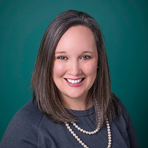 Female dietetics & nutrition specialist headshot