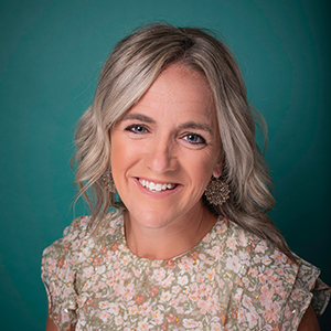 Female general surgery nurse practitioner headshot.
