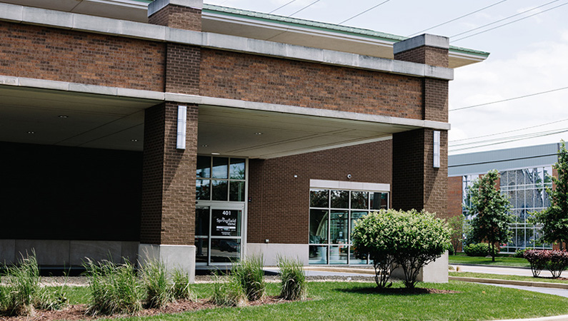 Exterior view of Springfield Clinic Carpenter building.