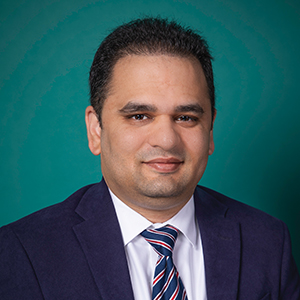 Male hospital medicine doctor headshot.